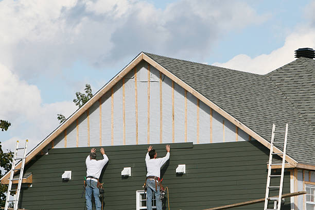 Professional Siding Contractor technician working in Thorndale, PA